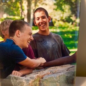 Graphic T Men’s M - Cotton/Poly 60/40 - Gray